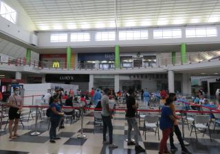 Aplicación de segundas dosis Pfizer en el circuito 8-1, Arraiján