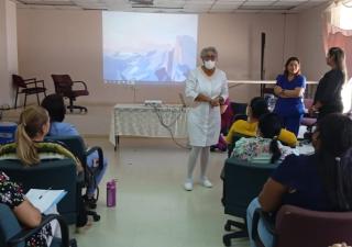 Programa de Salud Sexual de Panamá Oeste capacita a médicos generales, internos y enfermeras sobre el control prenatal.