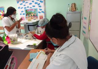 Nuevas dosis de vacuna contra la influenza y covid-19 fueron aplicadas en Panamá Oeste 