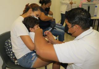 Vacunas contra la influenza y Covid-19  aplicadas en Panamá Oeste. 