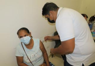 Inicia en Panamá Oeste, campaña de vacunación contra la Hepatitis