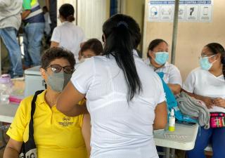 Panamá Oeste continúa vacunando a la población de Panamá Oeste