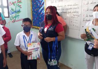Personal de enfermería prestando servicio en comunidades de Panamá Oeste