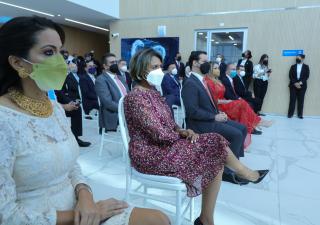 Viceministra asiste a inauguración de Pacífica Salud