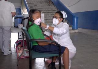 Región Metropolitana de Salud aplica más de 2 millones de dosis contra la COVID-19