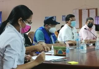 Coordinan inicio de vacunación en Herrera a voluntarios con AstraZeneca
