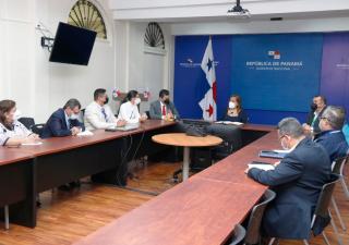 Minsa busca reforzar abastecimiento de medicamentos 