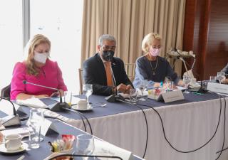 Ministro Sucre expone situación sanitaria del país ante ejecutivos de Américas Society/Council of the Américas