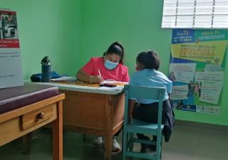 Salud brinda atención individualizada en colegio El Macano de Boquerón