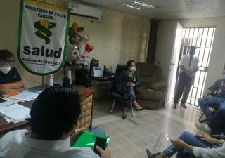 Autoridades se reúnen con dueños de restaurantes 
