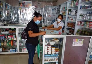 Personal de Saneamiento Ambiental del MINSA inspecciona establecimientos 
