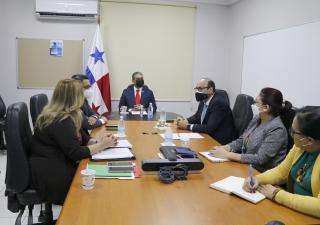 Minsa confirma que código QR no comparte información privilegiada o expediente clínico de los pacientes 