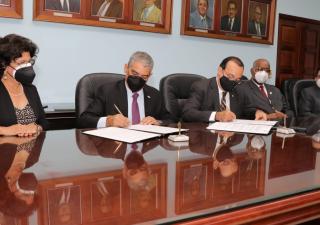 Convenio Marco y Acuerdos de Cooperación entre el MINSA y UP reforzarán a profesionales de salud ocupacional