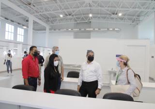 Evalúan adecuar sala de hemodiálisis para pacientes COVID-19 en el ITSE 