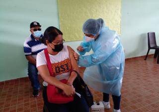 Culmina jornada de inmunización en el circuito 8-9
