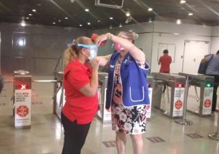 Región metropolitana de Salud  promociona uso de las pantallas faciales     