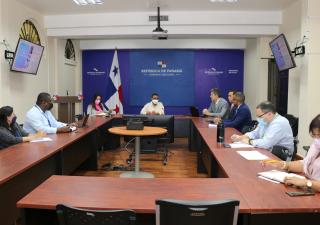 Autoridades de Salud se reúne con representantes de Johnson & Johnson