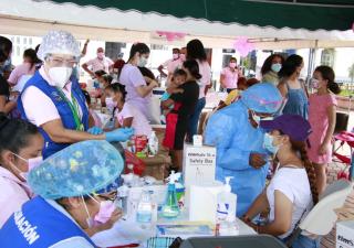 Cierra campaña de la Cinta Rosa, en Feria de Salud en   San Felipe 