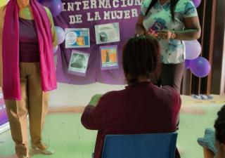 Reintegra Colón desarrolla actividad de concienciación sobre el rol de la mujer en la comunidad