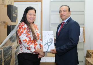 MINSA recibe y distribuye equipo.