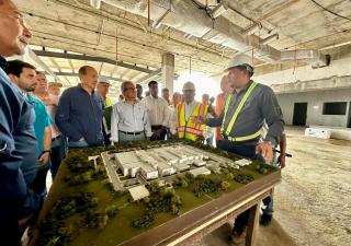 Ministro de Salud realiza recorrido por la construcción del Hospital de Metetí en Darién