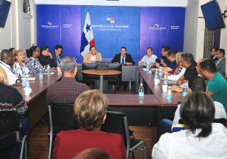 MINSA y CSS avanzan en negociaciones con gremios de salud
