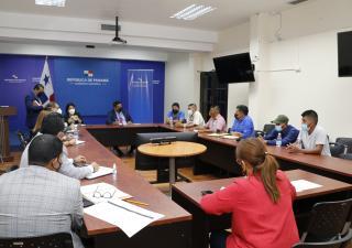 Reunión de la DASI con delegación de la comarca Ngäbe 
