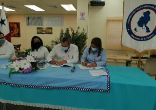 Gobernación de Veraguas y Ministerio de Salud firman Convenio