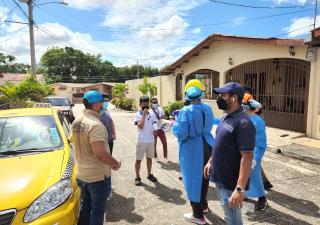 Realizan pruebas de hisopados en Rufina Alfaro