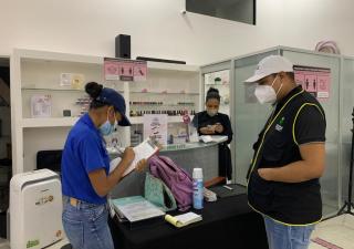 Realizan operativo nocturno en San Miguelito