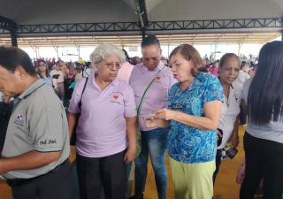 Minsa se hace presente en feria de la mujer rural en Limón