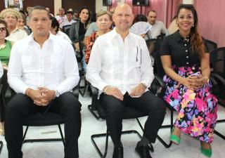 Feria integral de salud para mujeres en Colón