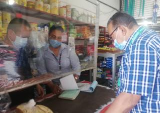 Saneamiento inspecciona establecimientos de alimentos