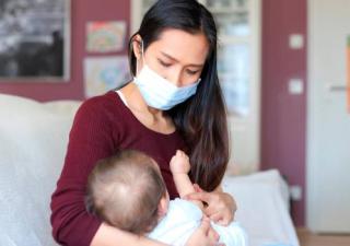   Madres con COVID-19 positivo no deben suspender la lactancia