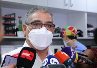 Sucre: No es correcto amenazar con un paro, que afectará directamente al paciente