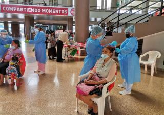 ERR  toman muestras en sitios de participación masiva