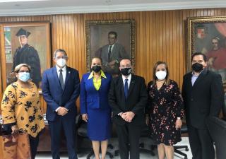 Minsa e Instituto Especializado de Análisis buscan alianza estratégica