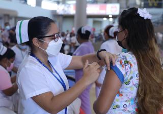 84 mil 480 dosis de vacunas bivalentes llegan al país