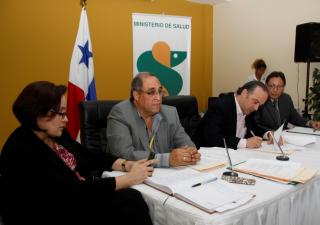 Vectores realizan fumigación en San Francisco