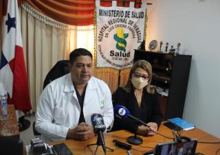 Equipos de mantenimiento del Hospital Dr. Luis "Chicho" Fábrega trabajan en reparar daño en tuberías 