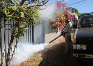 Mantener predios limpios para evitar el Dengue en Veraguas