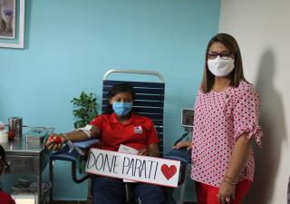 Jóvenes veragüenses acuden a donar sangre 