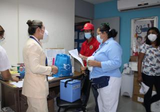 Llegan viales de vacunas a Veraguas