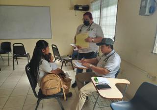 Brindan atención médica integral en la comunidad de la Raya de Santamaría