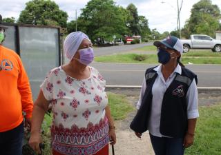 Imparten docencia en centros de vacunación en Veraguas