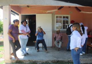 Veragüenses confían en los procesos de vacunación
