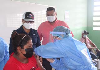 Aplican más de 15 mil dosis ayer en Veraguas