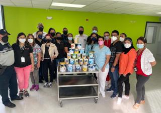 Donan latas de leche a la clínica TARV en Veraguas