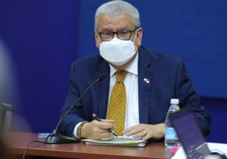 Autoridades del Minsa mantienen diálogo abierto con representantes de control de vectores