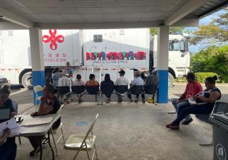 Jornada “Amor Sobre Ruedas” lleva servicios de salud a Las Minas y Los Pozos
